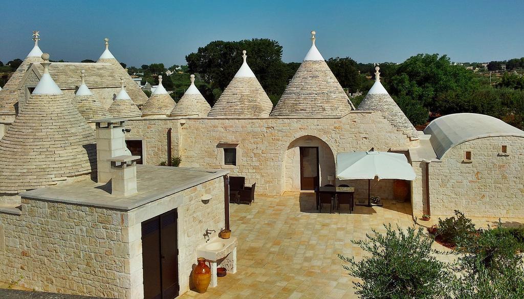 לינה וארוחת בוקר לוקורוטונדו Trulli Isago מראה חיצוני תמונה