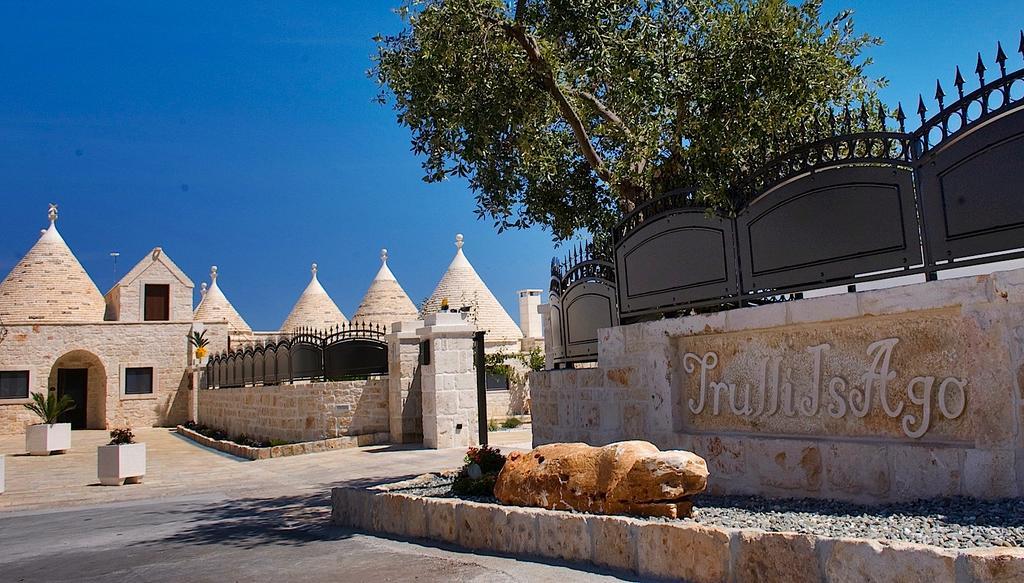 לינה וארוחת בוקר לוקורוטונדו Trulli Isago מראה חיצוני תמונה